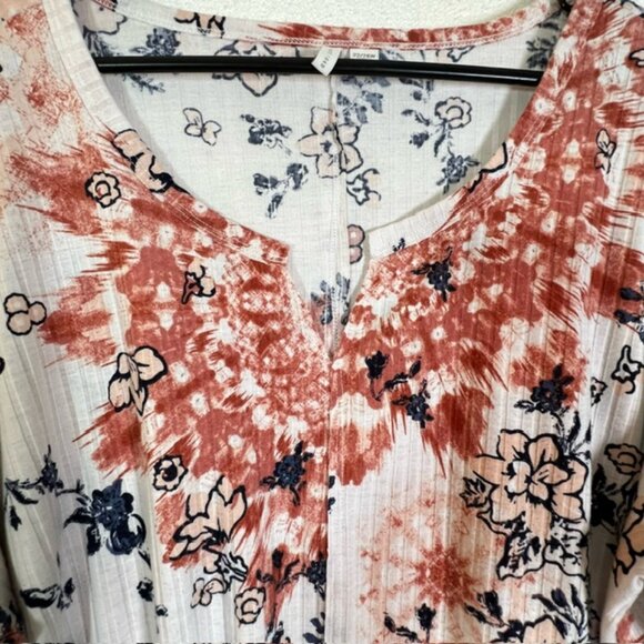 CATO Est. 1946 Womens Plus size Pullover Top, Short Sleeves, Size 22/24W - Picture 3 of 6